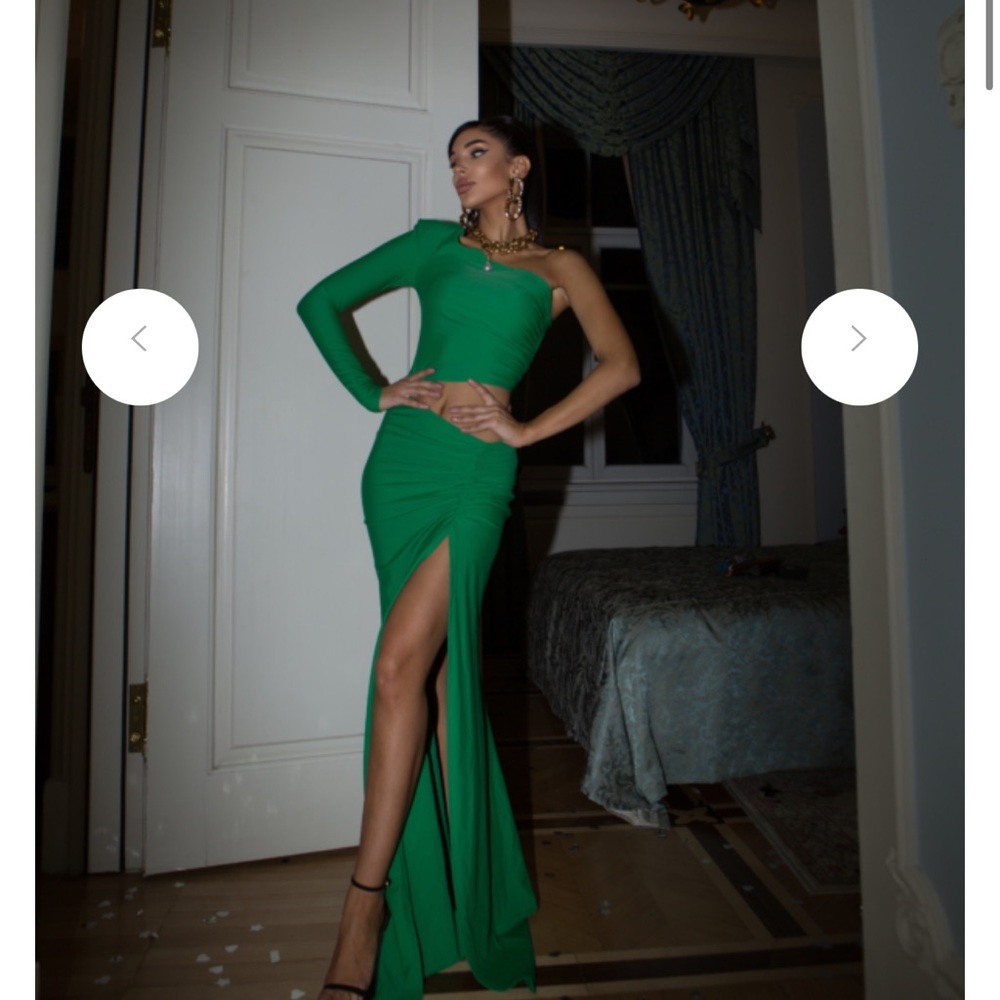 Green dress size S